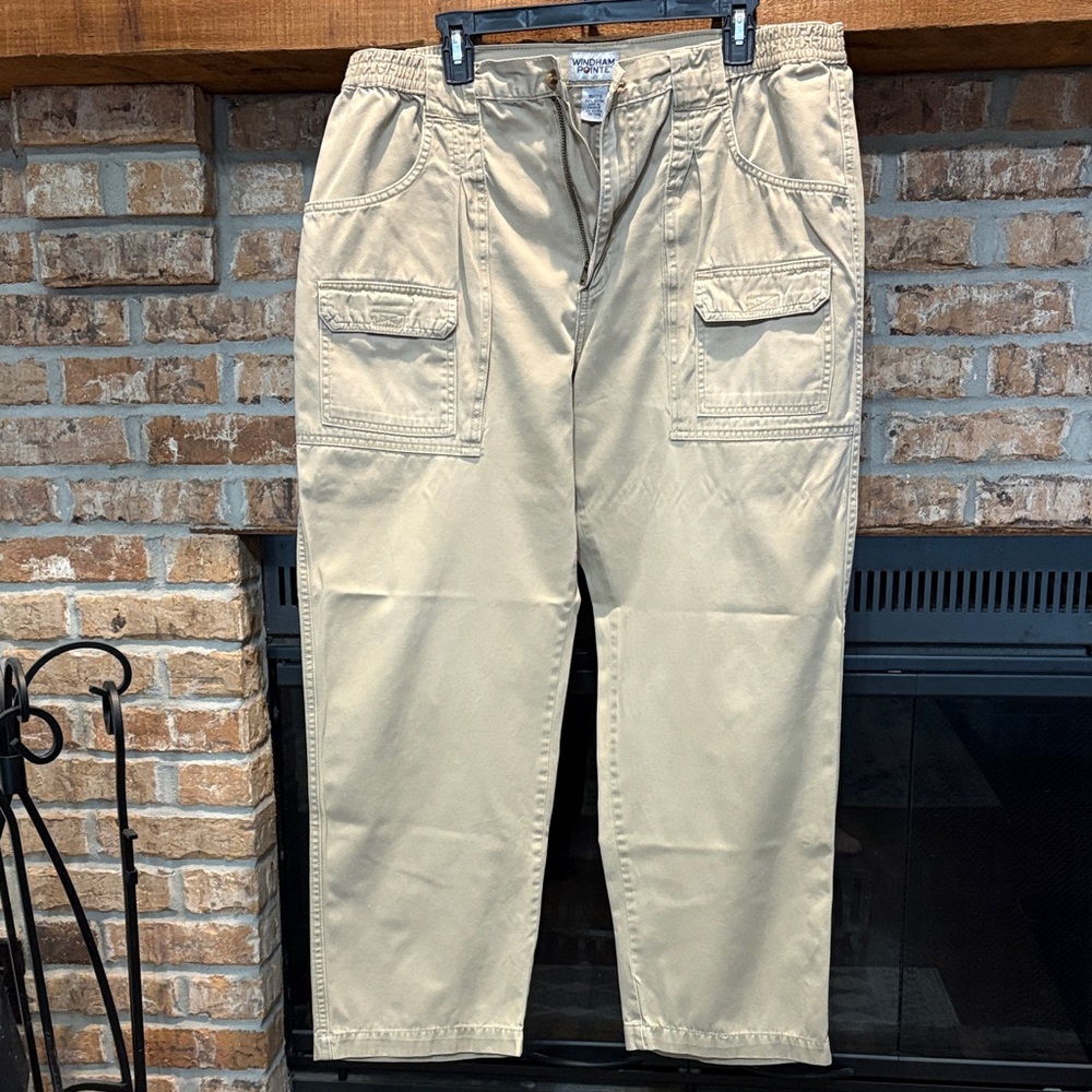 Men’s khakis